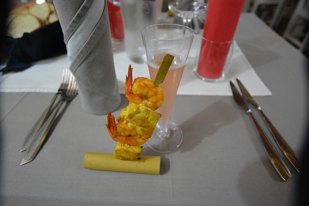 Abas Ristorante Pizzeria Affittacamere Ales المظهر الخارجي الصورة